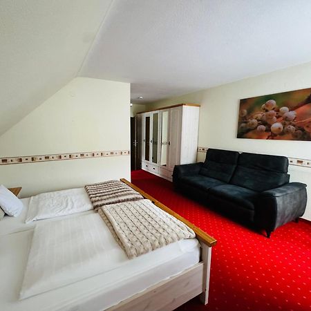 Hotel Schwanenweiher Бад-Бертрих Экстерьер фото